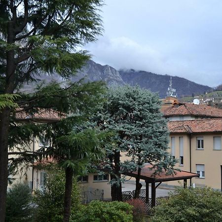 Villa Casa Del Cedro - Cedar House Lecco Exterior foto