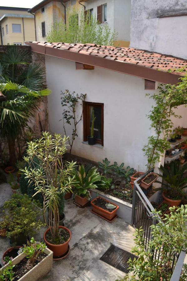 Villa Casa Del Cedro - Cedar House Lecco Exterior foto